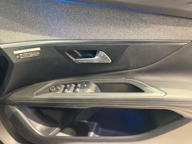 プジョー ３００８ アリュール　ＬＥＤパッケージ H30年 (東北) 99