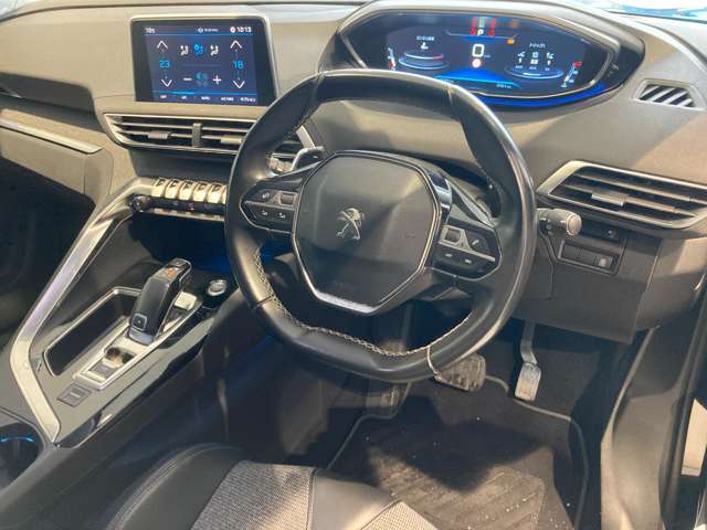 プジョー ３００８ アリュール　ＬＥＤパッケージ H30年 (東北) 99