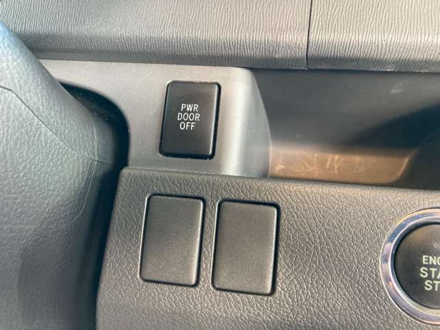 トヨタ ノア ２．０ ＳＩ ４ＷＤ H20年 (東北) 99