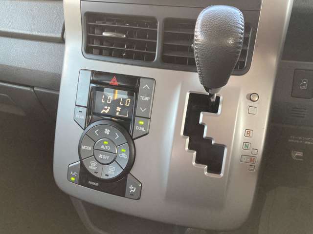 トヨタ ノア ２．０ ＳＩ ４ＷＤ H20年 (東北) 99