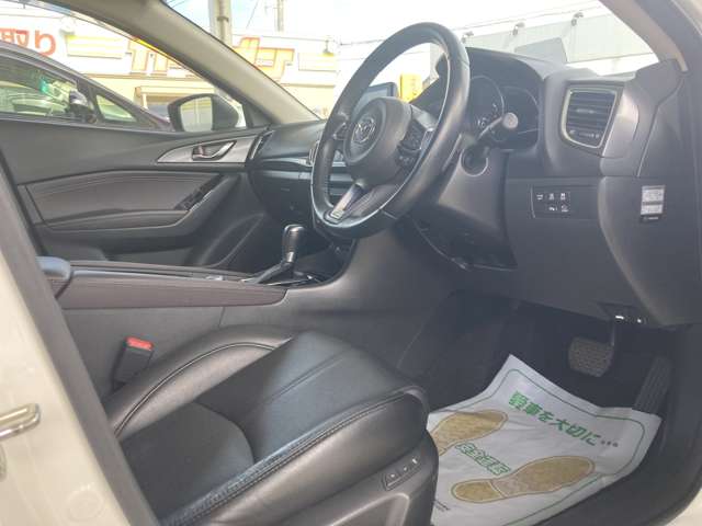 マツダ アクセラスポーツ ２．２ ２２ＸＤ Ｌパッケージ ディーゼルターボ ４ＷＤ H29年 (東北) 99