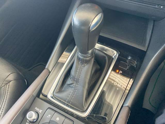 マツダ アクセラスポーツ ２．２ ２２ＸＤ Ｌパッケージ ディーゼルターボ ４ＷＤ H29年 (東北) 99