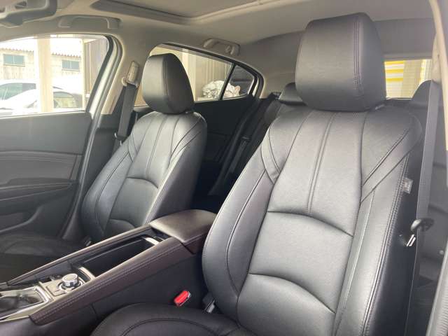 マツダ アクセラスポーツ ２．２ ２２ＸＤ Ｌパッケージ ディーゼルターボ ４ＷＤ H29年 (東北) 99