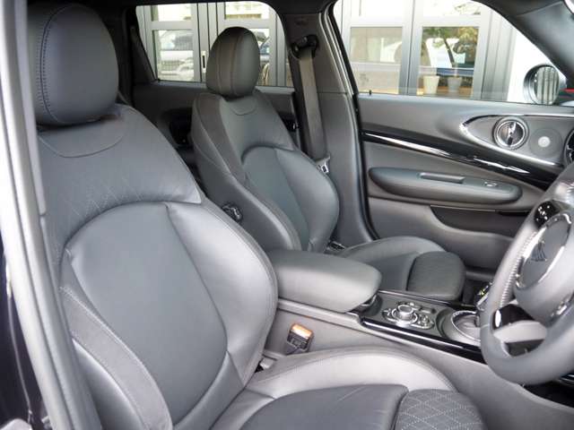 ミニ ミニクラブマン ジョン・クーパー・ワークス ４ＷＤ R5年 (近畿) 99