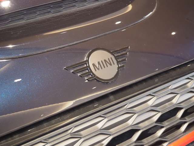 ミニ ミニクラブマン ジョン・クーパー・ワークス ４ＷＤ R5年 (近畿) 99