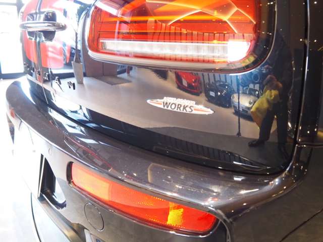 ミニ ミニクラブマン ジョン・クーパー・ワークス ４ＷＤ R5年 (近畿) 99