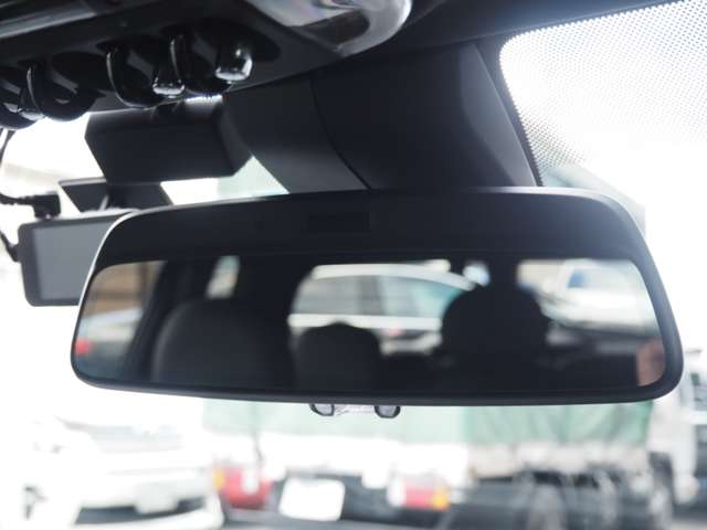 ミニ ミニクラブマン ジョン・クーパー・ワークス ４ＷＤ R5年 (近畿) 99