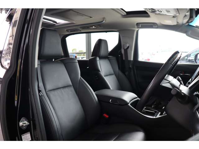 トヨタ アルファード ２．５ Ｓ Ｃパッケージ R4年 (近畿) 99