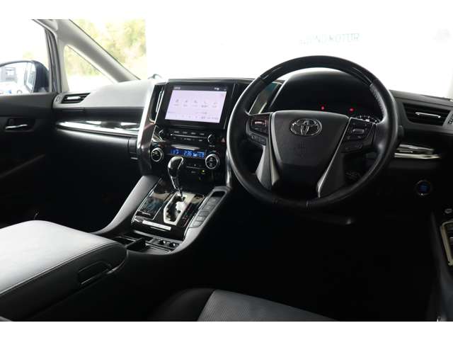 トヨタ アルファード ２．５ Ｓ Ｃパッケージ R4年 (近畿) 99