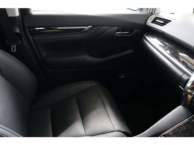 トヨタ アルファード ２．５ Ｓ Ｃパッケージ R4年 (近畿) 99