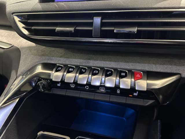 プジョー ３００８ ＧＴ ハイブリッド４ ４ＷＤ R6年 (東北) 99