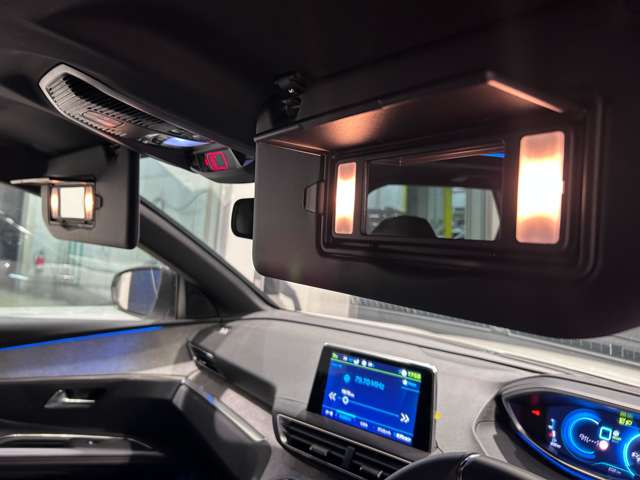 プジョー ３００８ ＧＴ ハイブリッド４ ４ＷＤ R6年 (東北) 99