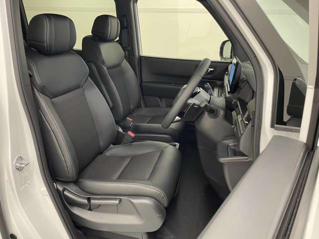 ホンダ ステップワゴン　ハイブリッド ２．０ Ｅ：ＨＥＶ スパーダ R7年 (関東) 99