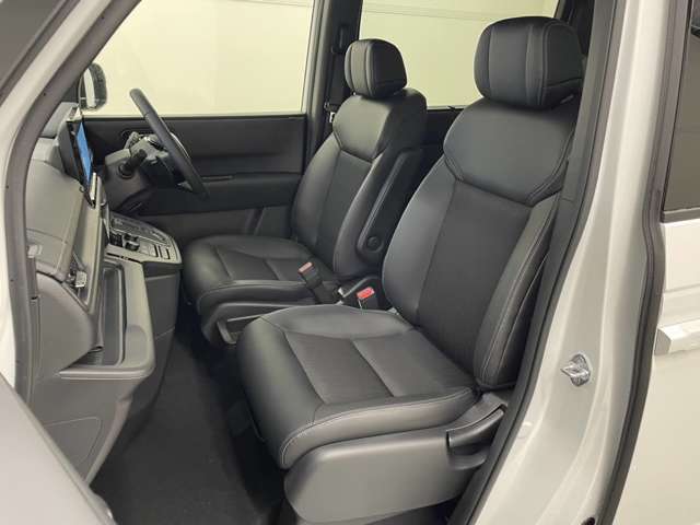 ホンダ ステップワゴン　ハイブリッド ２．０ Ｅ：ＨＥＶ スパーダ R7年 (関東) 99