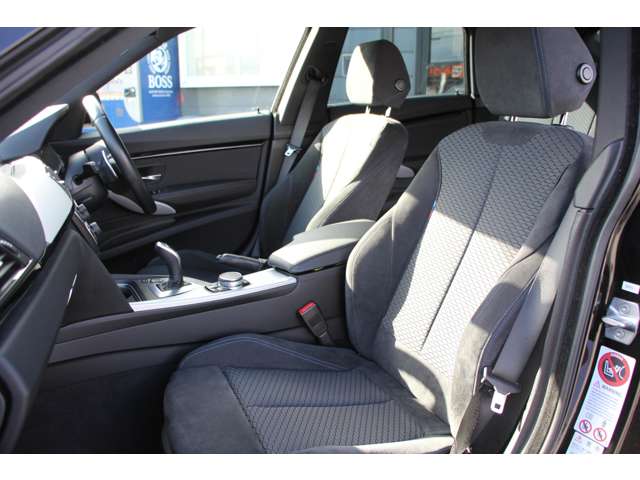 ＢＭＷ ３シリーズ ３２０Ｉ Ｍスポーツ H27年 (関東) 99