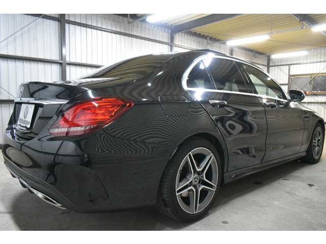 メルセデスベンツ Ｃクラス Ｃ２００ ローレウス エディション （ＢＳＧ搭載モデル） スポーツプラスパッケージ R1年 (関東) 99