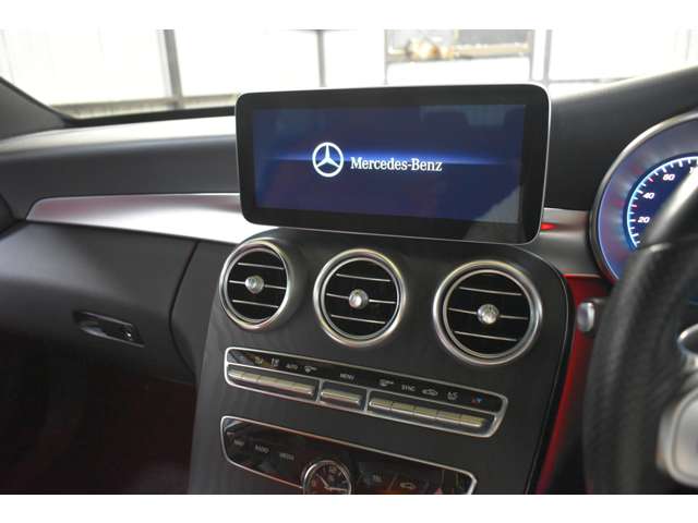 メルセデスベンツ Ｃクラス Ｃ２００ ローレウス エディション （ＢＳＧ搭載モデル） スポーツプラスパッケージ R1年 (関東) 99