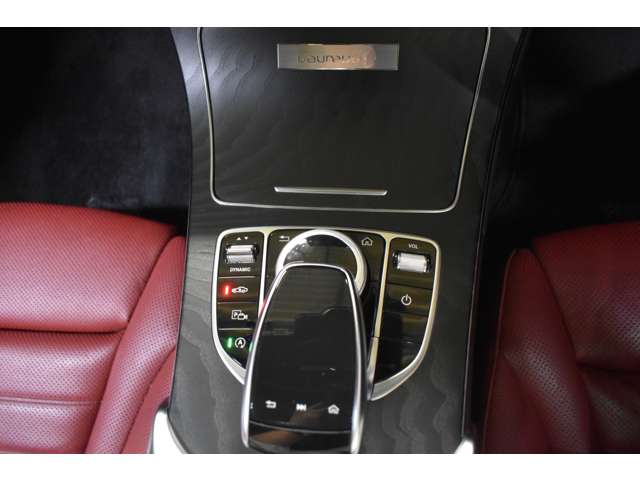 メルセデスベンツ Ｃクラス Ｃ２００ ローレウス エディション （ＢＳＧ搭載モデル） スポーツプラスパッケージ R1年 (関東) 99