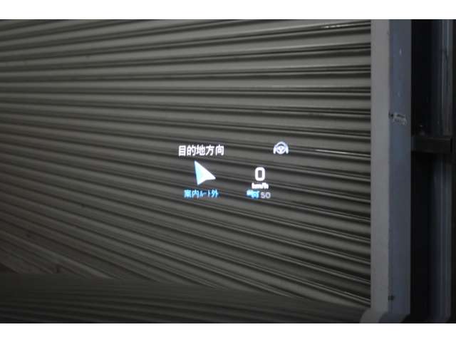 メルセデスベンツ Ｃクラス Ｃ２００ ローレウス エディション （ＢＳＧ搭載モデル） スポーツプラスパッケージ R1年 (関東) 99