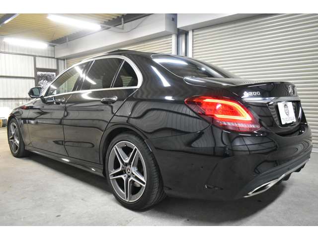 メルセデスベンツ Ｃクラス Ｃ２００ ローレウス エディション （ＢＳＧ搭載モデル） スポーツプラスパッケージ R1年 (関東) 99