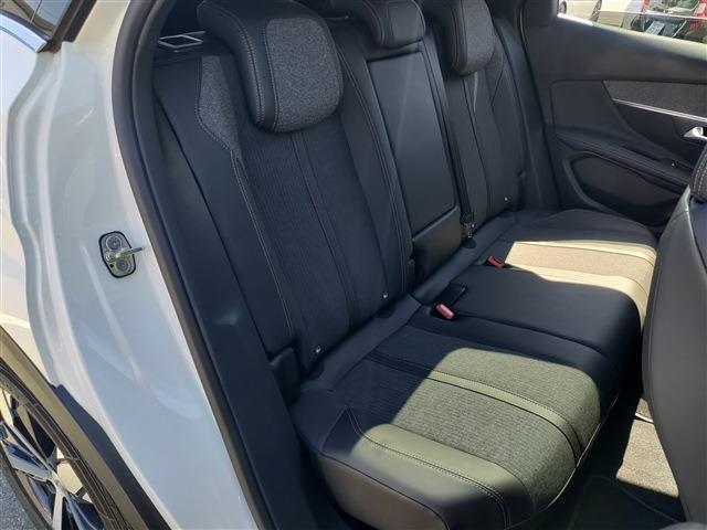 プジョー ３００８ ＧＴライン　デビューエディション H29年 (東北) 99