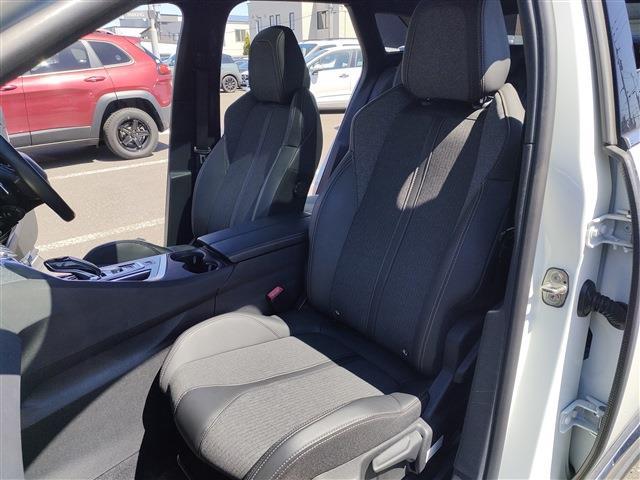 プジョー ３００８ ＧＴライン　デビューエディション H29年 (東北) 99