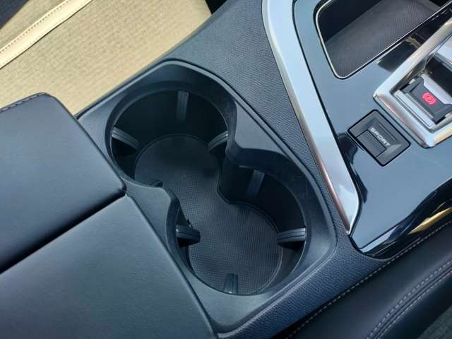 プジョー ３００８ ＧＴライン　デビューエディション H29年 (東北) 99