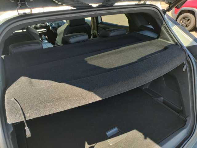 プジョー ３００８ ＧＴライン　デビューエディション H29年 (東北) 99