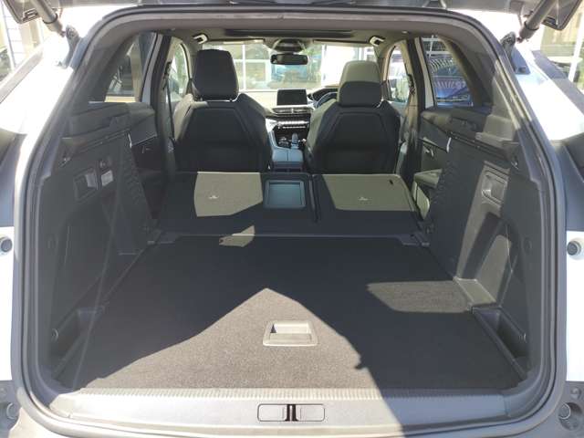 プジョー ３００８ ＧＴライン　デビューエディション H29年 (東北) 99