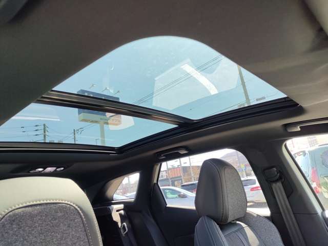 プジョー ３００８ ＧＴライン　デビューエディション H29年 (東北) 99