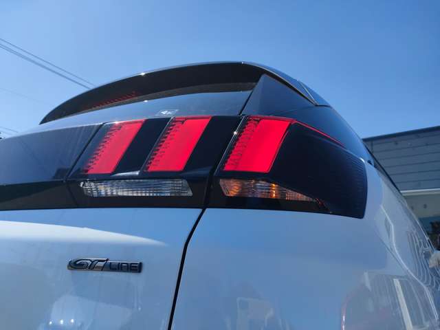 プジョー ３００８ ＧＴライン　デビューエディション H29年 (東北) 99