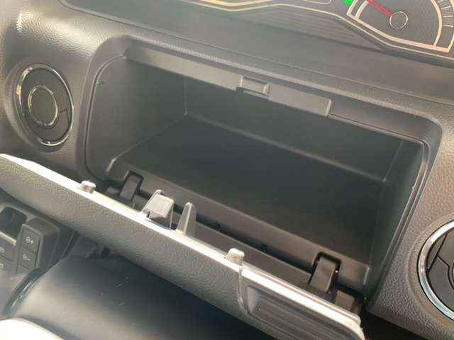 ホンダ Ｎ　ＢＯＸ カスタム ６６０ Ｌ ４ＷＤ R5年 (東北) 99