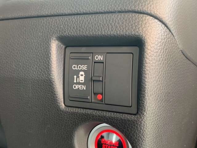 ホンダ Ｎ　ＢＯＸ カスタム ６６０ Ｌ ４ＷＤ R5年 (東北) 99