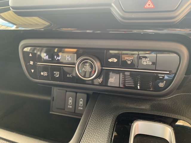 ホンダ Ｎ　ＢＯＸ カスタム ６６０ Ｌ ４ＷＤ R5年 (東北) 99