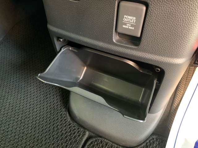 ホンダ Ｎ　ＢＯＸ カスタム ６６０ Ｌ ４ＷＤ R5年 (東北) 99