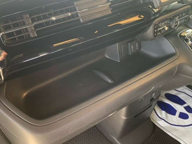 ホンダ Ｎ　ＢＯＸ カスタム ６６０ Ｌ ４ＷＤ R5年 (東北) 99