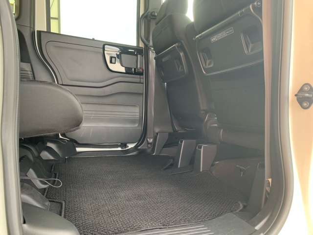 ホンダ Ｎ　ＢＯＸ カスタム ６６０ Ｌ ４ＷＤ R5年 (東北) 99