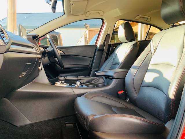 マツダ アクセラ ２．０ ハイブリッドＳ Ｌパッケージ H26年 (東北) 99