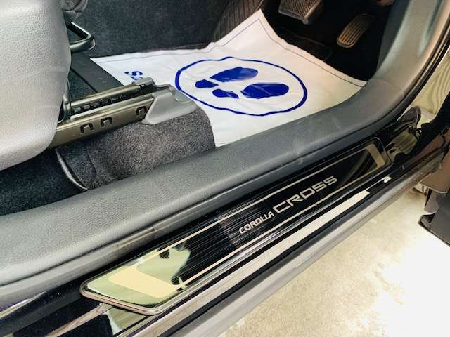 トヨタ カローラクロス　ハイブリッド １．８ ハイブリッド Ｓ R4年 (東北) 99