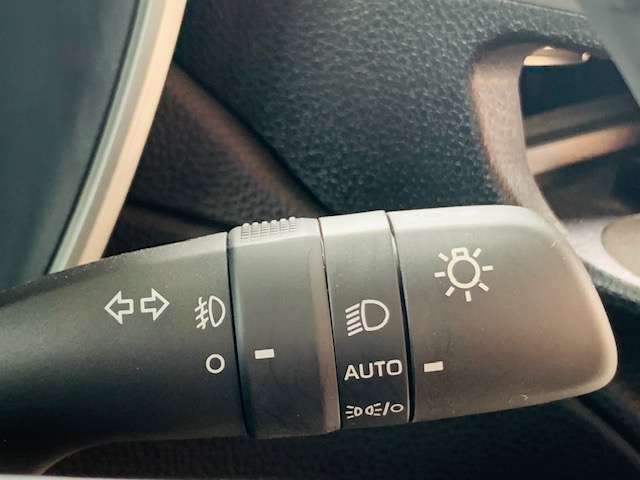 トヨタ カローラクロス　ハイブリッド １．８ ハイブリッド Ｓ R4年 (東北) 99