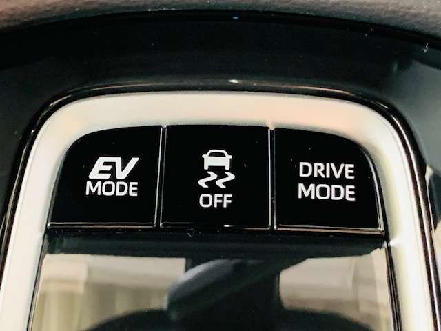 トヨタ カローラクロス　ハイブリッド １．８ ハイブリッド Ｓ R4年 (東北) 99