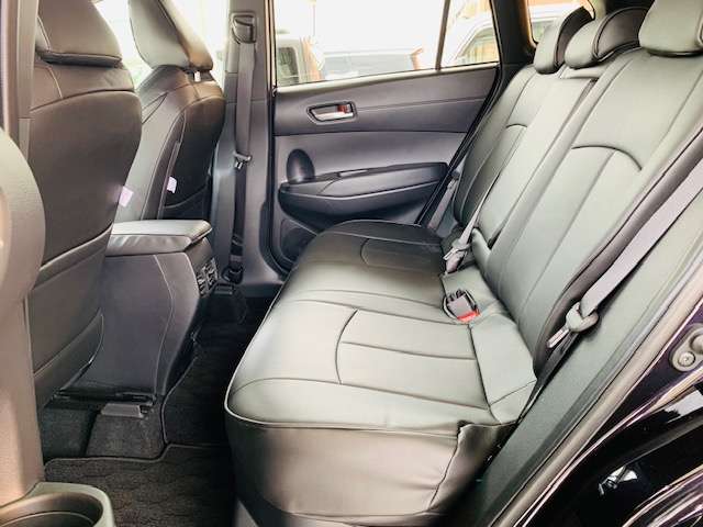 トヨタ カローラクロス　ハイブリッド １．８ ハイブリッド Ｓ R4年 (東北) 99