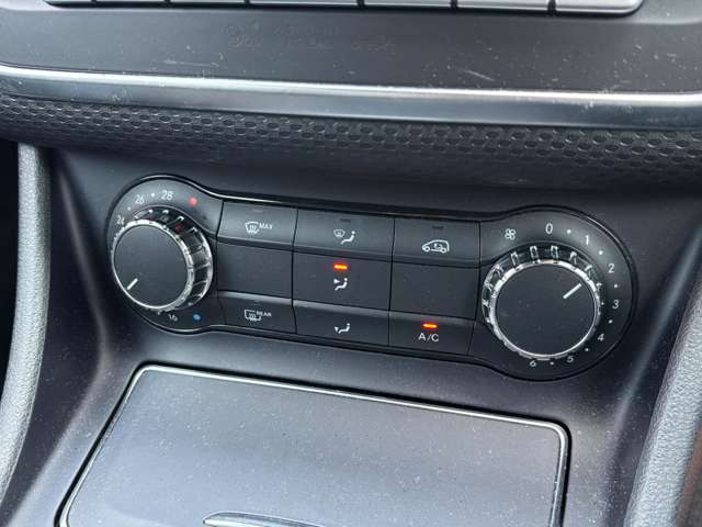 メルセデスベンツ Ａクラス Ａ１８０ H28年 (東北) 99