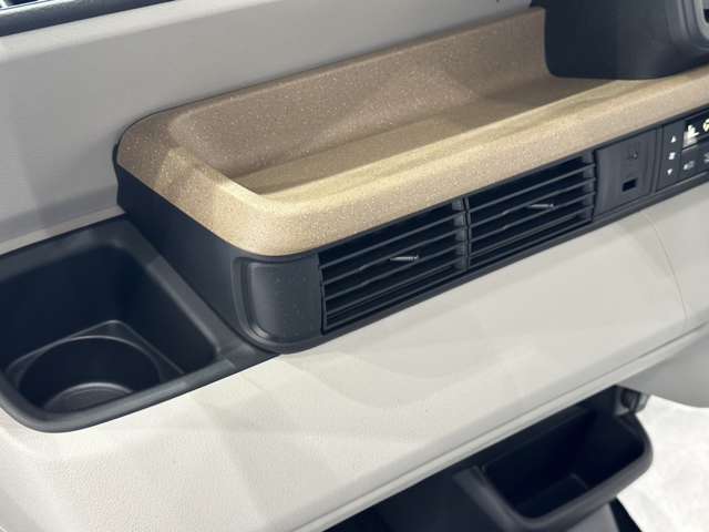 ホンダ Ｎ　ＢＯＸ ６６０ R6年 (中国) 99