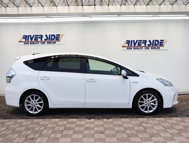 トヨタ プリウスΑ １．８ Ｓ ツーリングセレクション H26年 (関東) 99