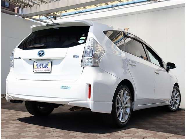 トヨタ プリウスΑ １．８ Ｓ ツーリングセレクション H26年 (関東) 99