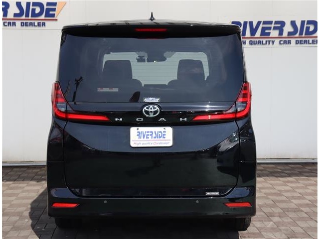 トヨタ ノア ２．０ Ｚ R4年 (関東) 99