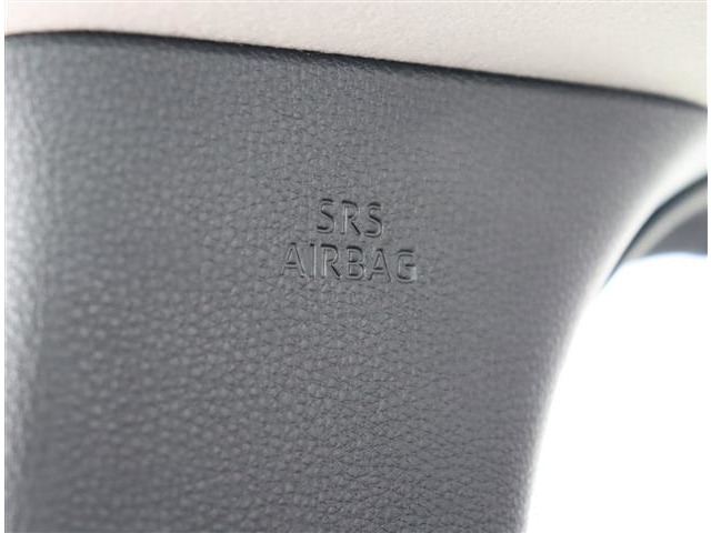 トヨタ ノア ２．０ Ｚ R4年 (関東) 99