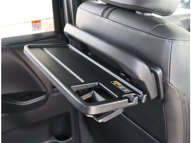 トヨタ ノア ２．０ Ｚ R4年 (関東) 99