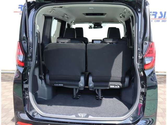 トヨタ ノア ２．０ Ｚ R4年 (関東) 99